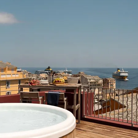 Vatta Centre Avec Roof Bain A Remous Et Vue Panoramique Бастия