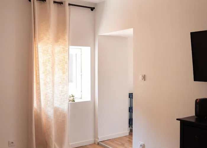 Vatta Centre Avec Roof Bain A Remous Et Vue Panoramique